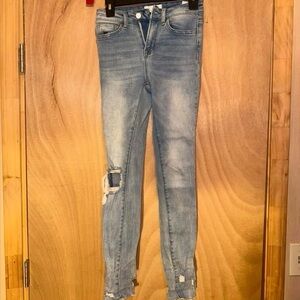 VERVET BY FLYING MONKEY Light Blue Skinny Distressed Jeans